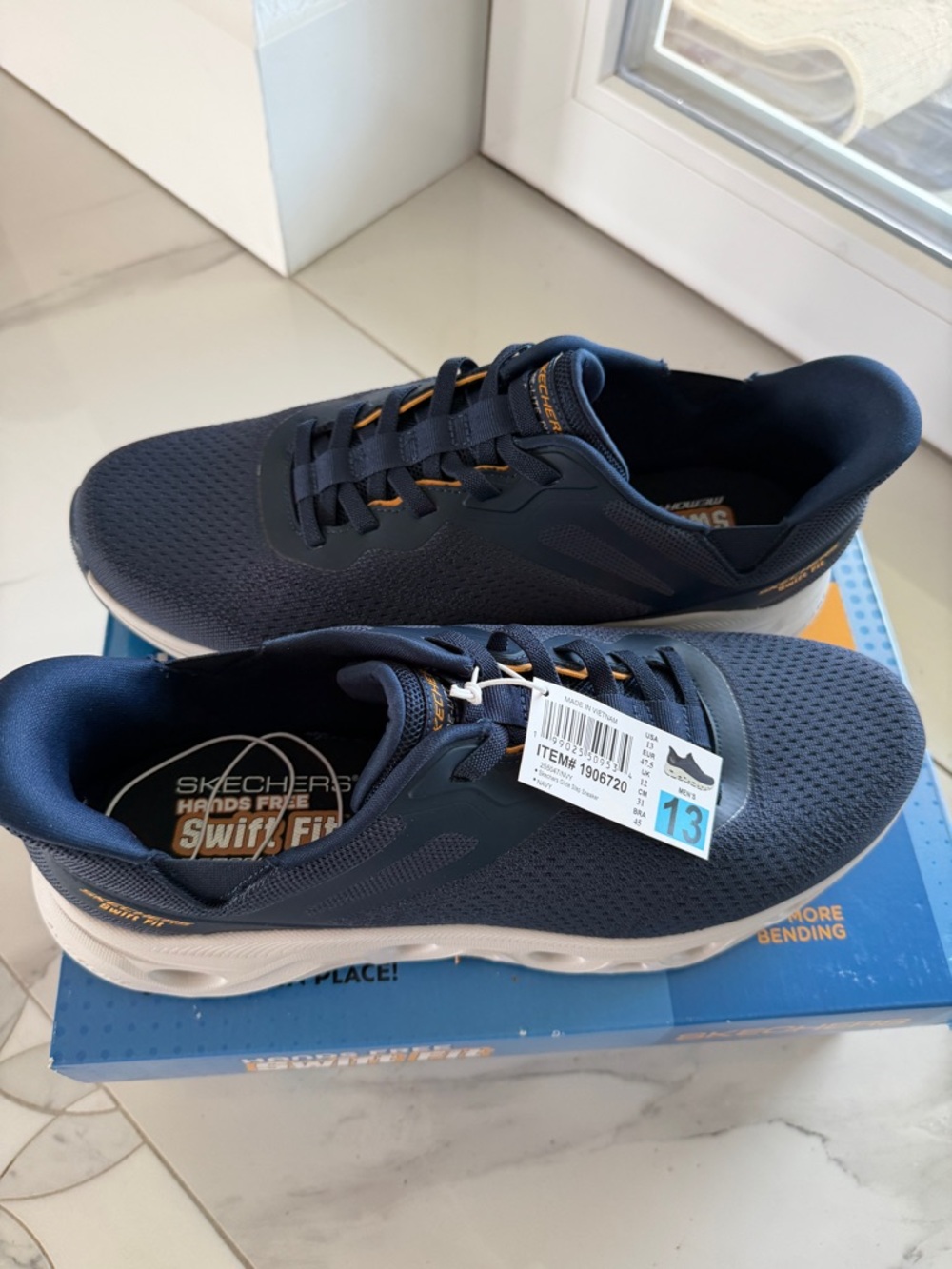 Skechers Men's Glide-Step Swift Fit Men’s Slip-On Sneakers NWT Size 13 - Picture 3 of 7
